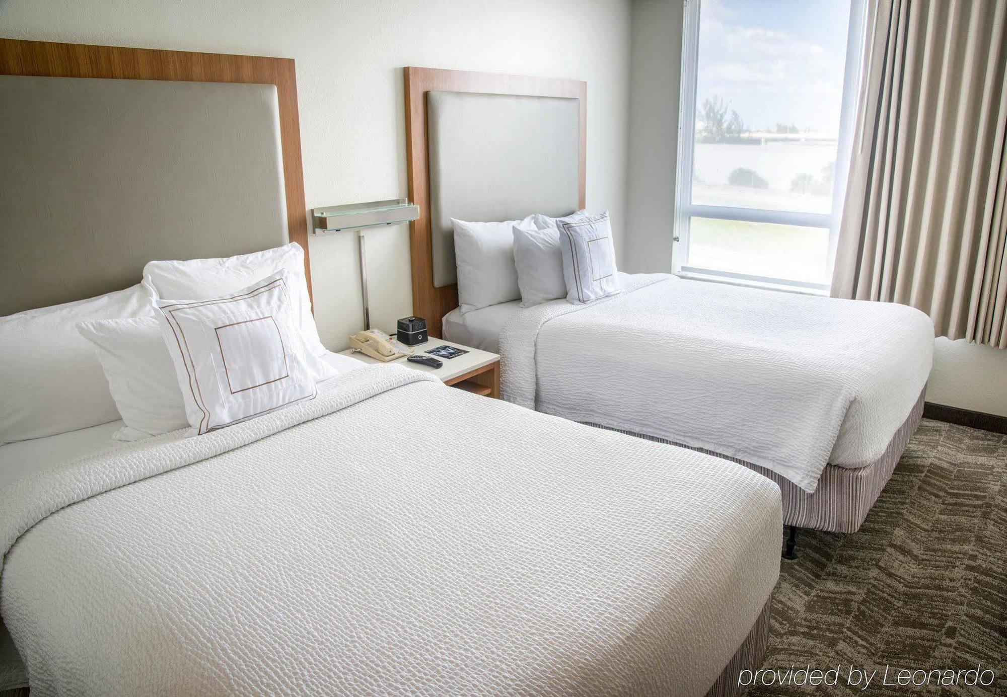 Springhill Suites By Marriott Miami Airport South Blue Lagoon Area Miami Springs Exterior photo